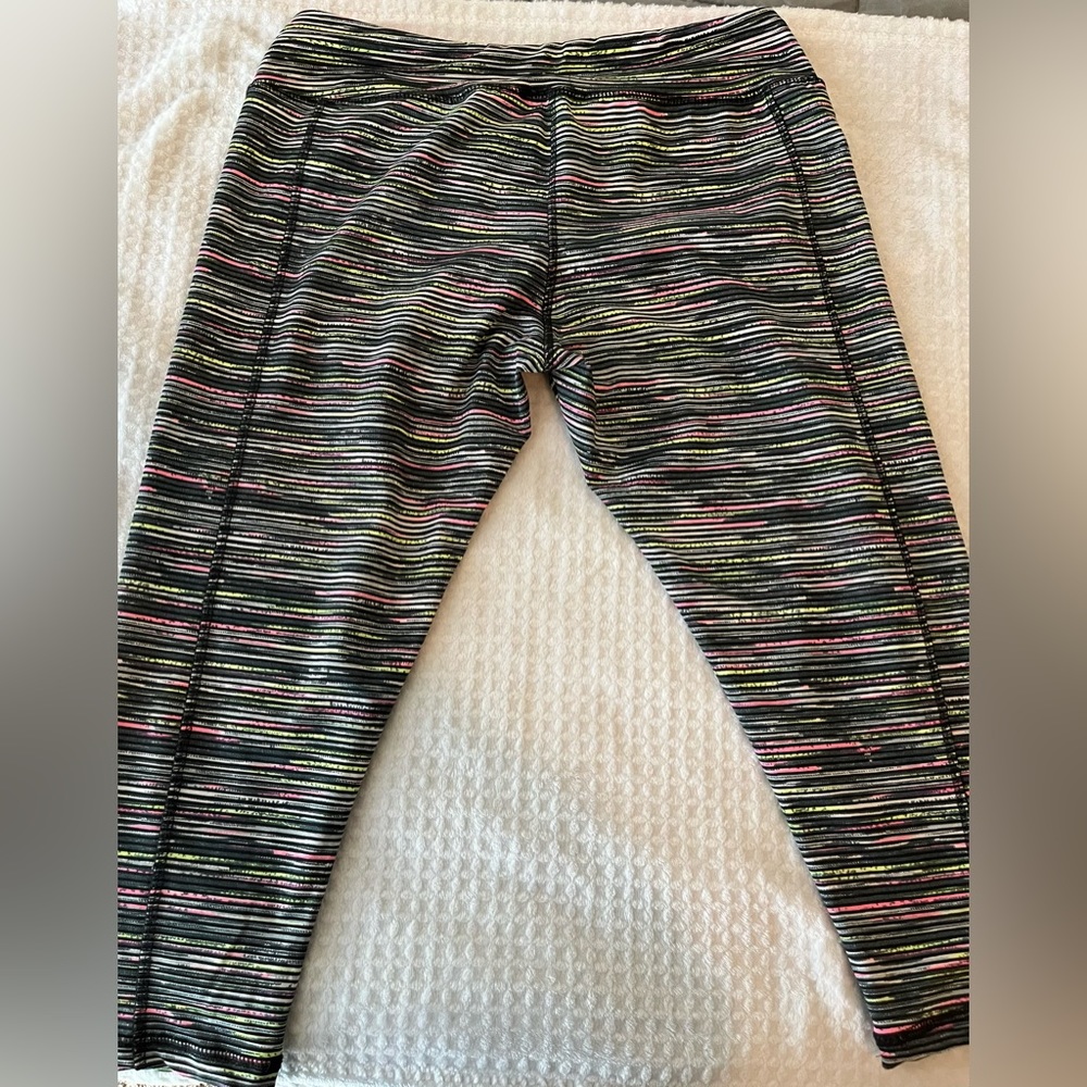 Used color stripped leggings.
